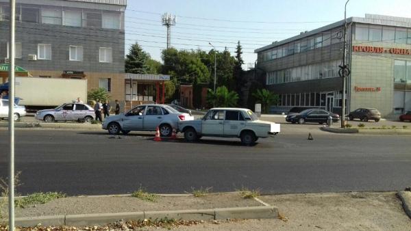 В Пятигорске на пешеходном переходе сбили мужчину